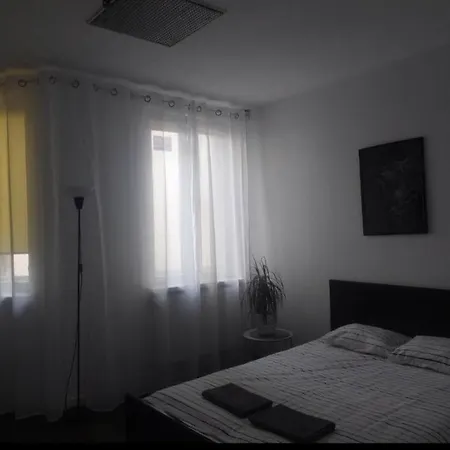 Apart Lwowska Varšava